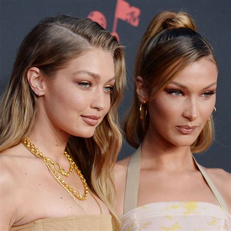 giusj versace nuda|Gigi and Bella Hadid Are Completely Naked in Versace's Latest .